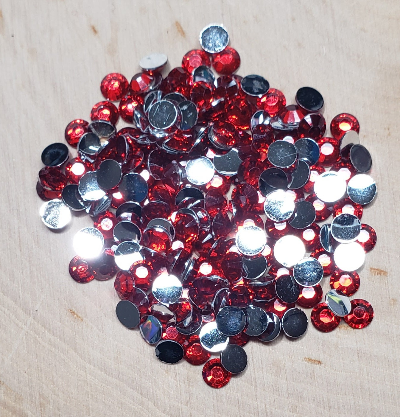 Siam Red Resin Rhinestones