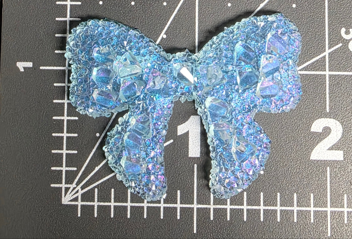 Luminous Sugar Bow Charm