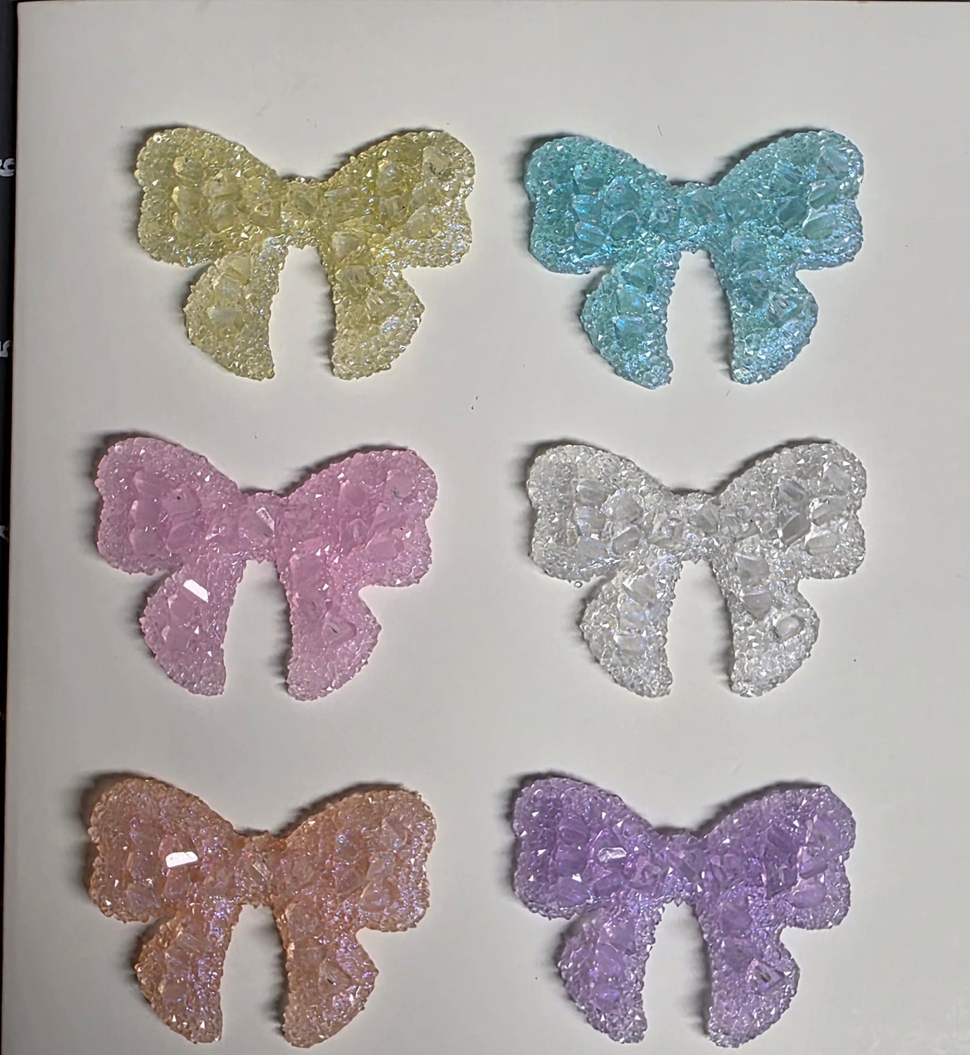 Luminous Sugar Bow Charm